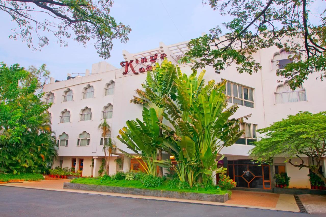 Maya'S Kings Kourt Mysuru Zewnętrze zdjęcie